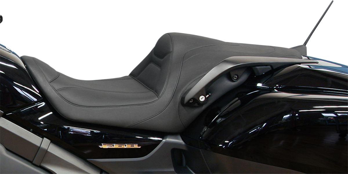MUSTANG Seat - Tripper Fastback* - Stitched - Black - F6B 76840