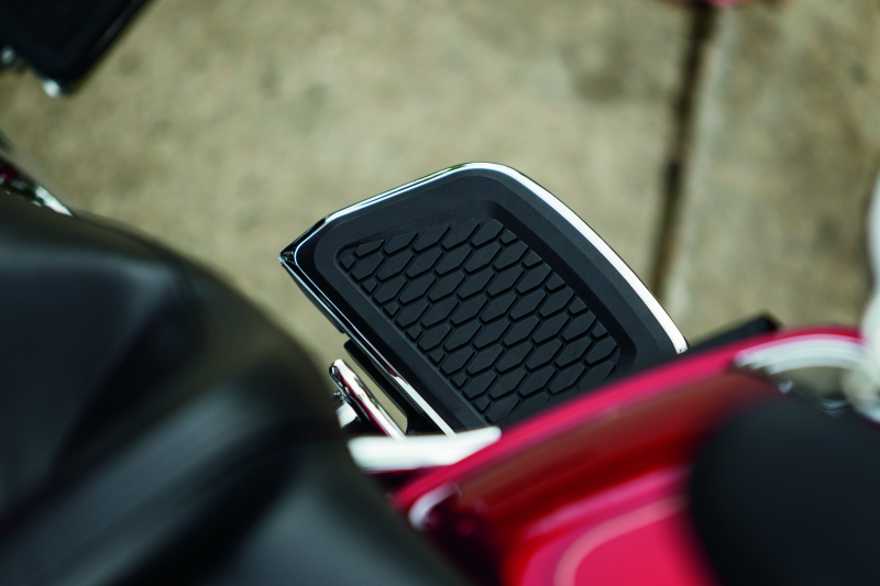 Kuryakyn Hex Passenger Board Inserts Chrome - Cycle City Outdoors