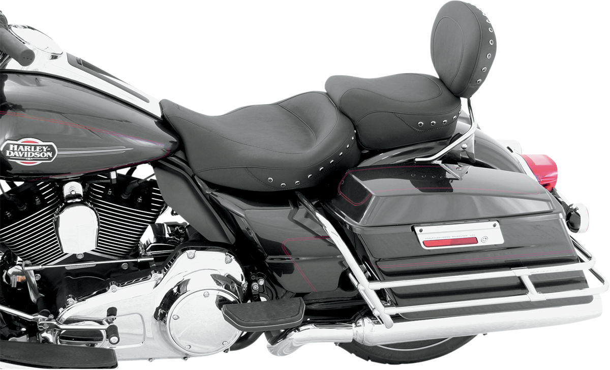 MUSTANG Wide Rear Seat - Studded - FL '99-'21 75579