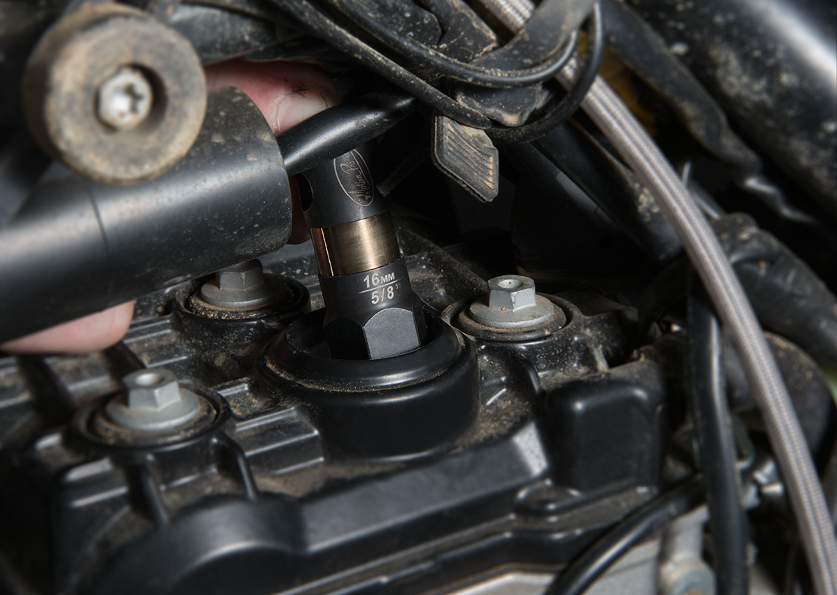 MOTION PRO Spark Plug Socket - Pro - 18 mm/11/16" 08-0650