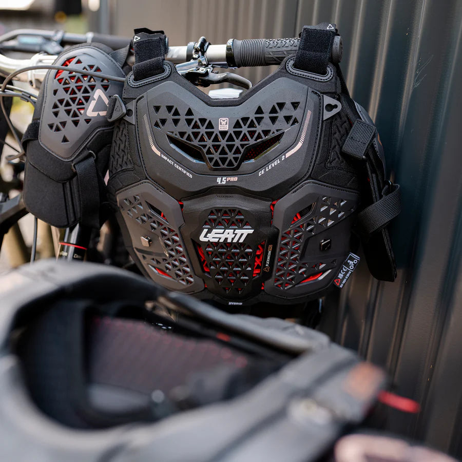 Leatt - Chest Protector 4.5 Hybrid Pro Women - Black