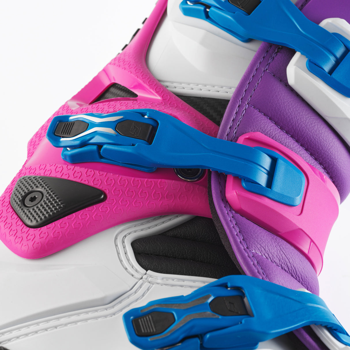 GAERNE SG.22 Boots Le Purple/White/Rhodamine 10 - Part Number 2262-019-44.5