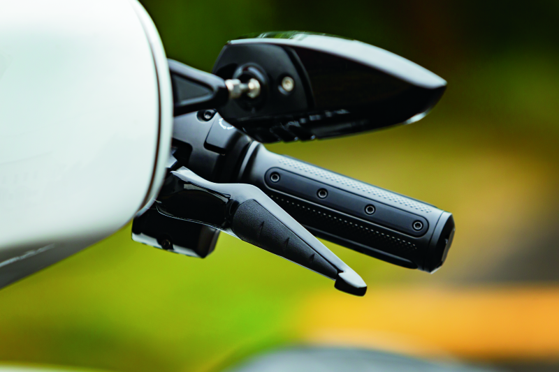 Kuryakyn ISO Levers Chrome - Cycle City Outdoors