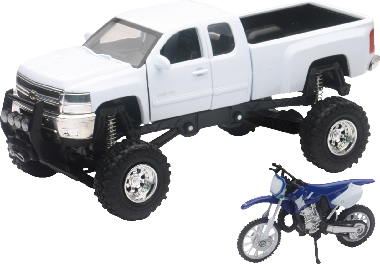 New Ray Toys Chevrolet Silverado Offroad Pick Up w/ Yamaha Dirt Bike - 1:32 Scale - White/Black/Blue SS-54416