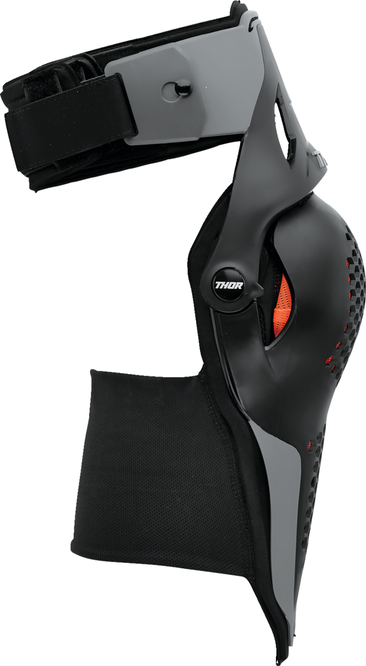 THOR Sentinel Knee Guards - Black - L/XL 2704-0682