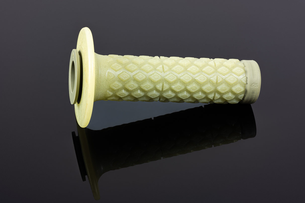 RENTHAL MX R-Works Dual Grips - Comfort - Aramid G196 - Cycle City Outdoors