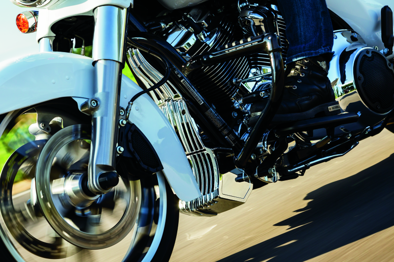 Kuryakyn Oil Cooler Cover Milwaukee-8 Chrome - Cycle City Outdoors