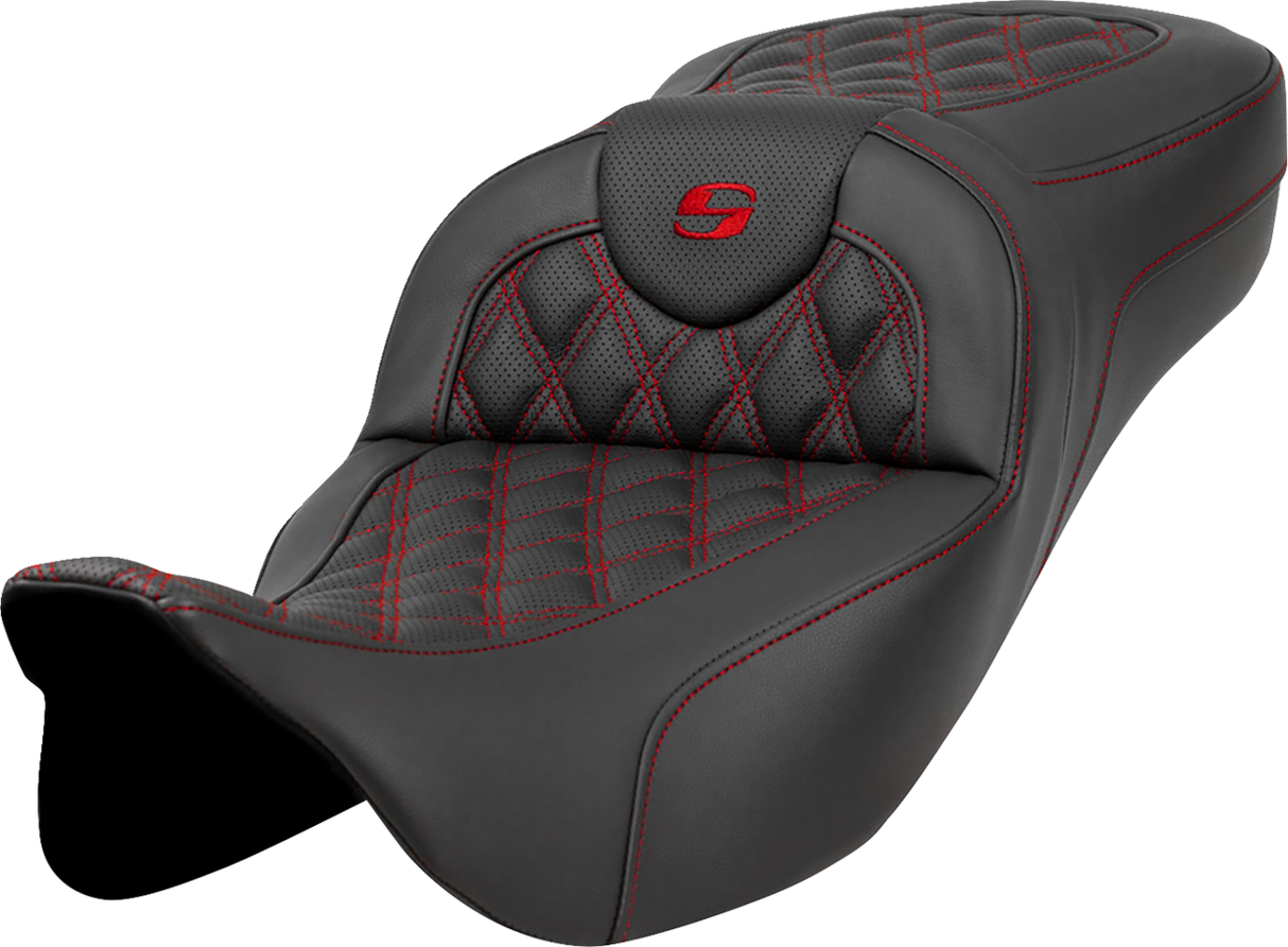 SADDLEMEN Extended Reach Roadsofa* Seat - Lattice Stitch - Red Stitch - without Backrest - FL '08-'23 808-07B-18404
