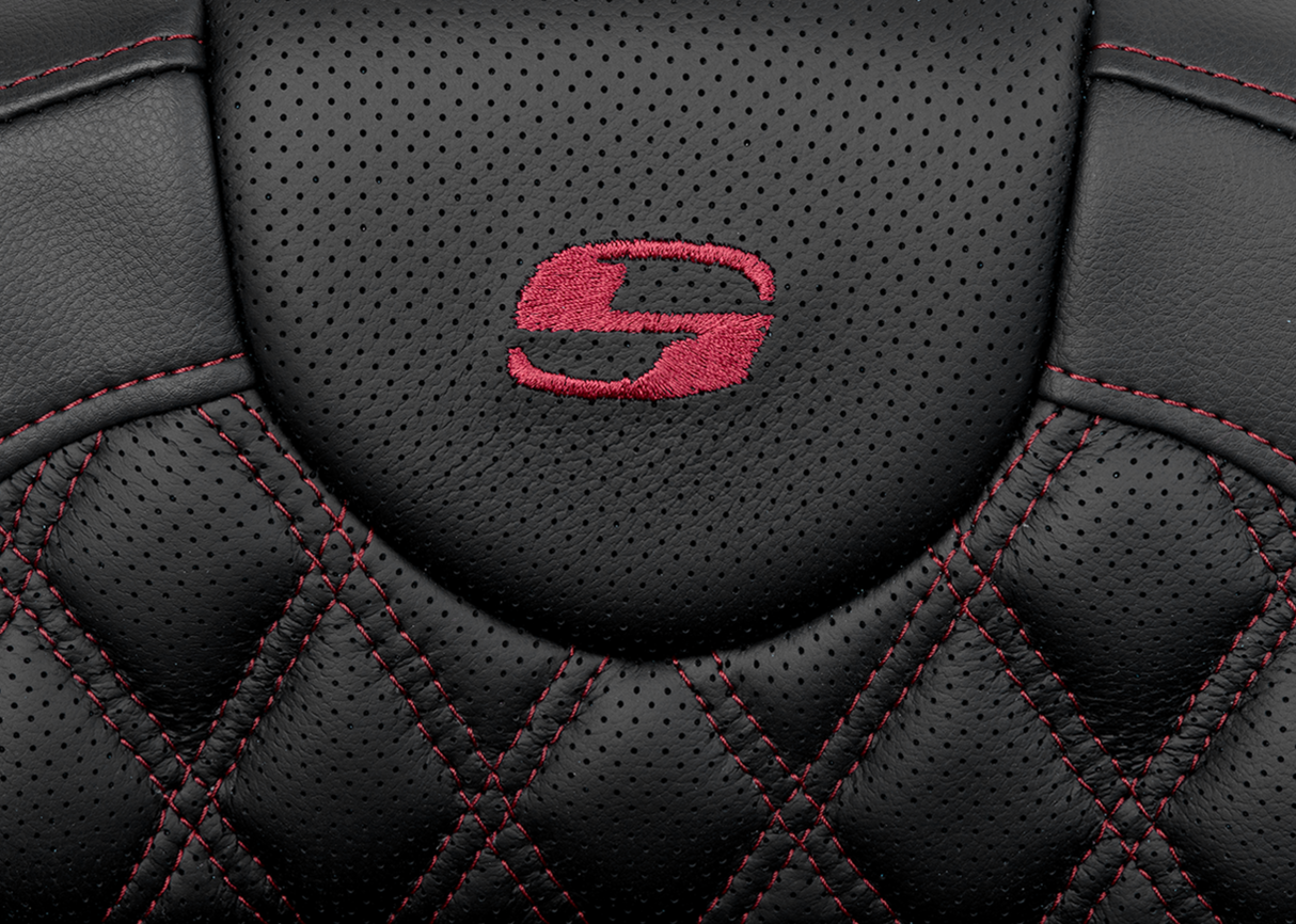 SADDLEMEN Roadsofa* Extended Reach Seat - Lattice Stitch - Wine Berry Stitch - with Backrest - FL '08-'23 808-07B-184B8