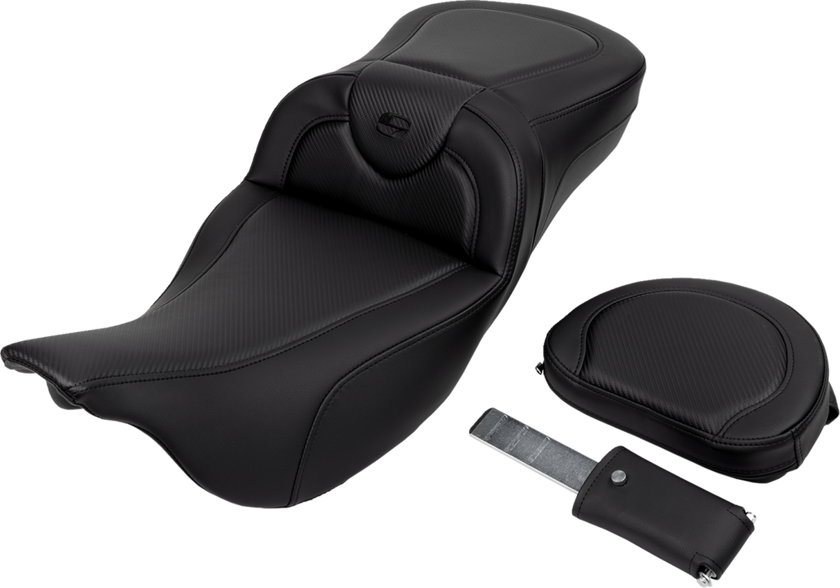 SADDLEMEN Roadsofa* Extended Reach Seat - Carbon Fiber - Black Stitch - Backrest - FL '08-'23 808-07B-186B0