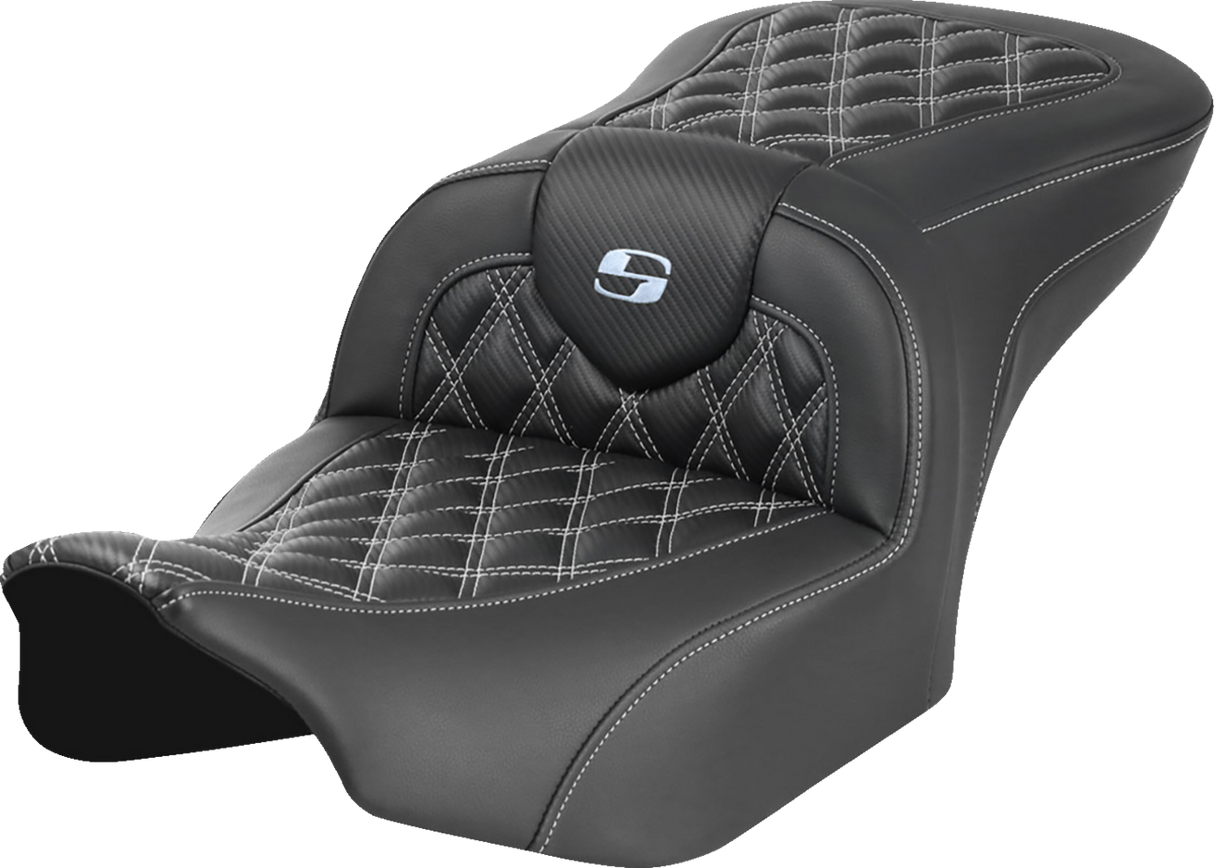 SADDLEMEN RoadSofa* Seat - without Backrest - Carbon Fiber - Lattice Stitch - Silver Stitch - FL/FX '23-'24 823-07-20605