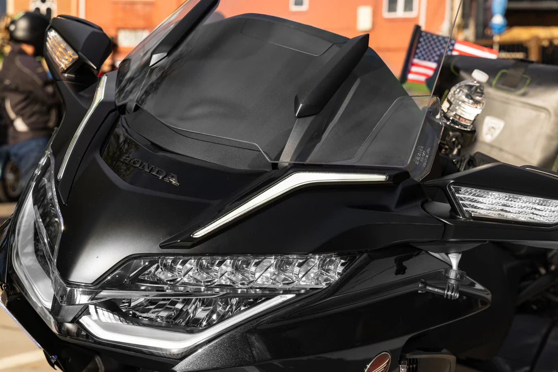 Goldstrike Strike Windshield Trim Black App to Honda Gold Wing