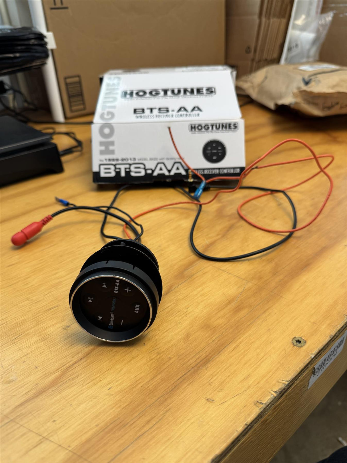 Hogtunes BTS-AA in-Fairing Music Controller for 1999-2013 Harley-Davidson Touring Models (Open Box)