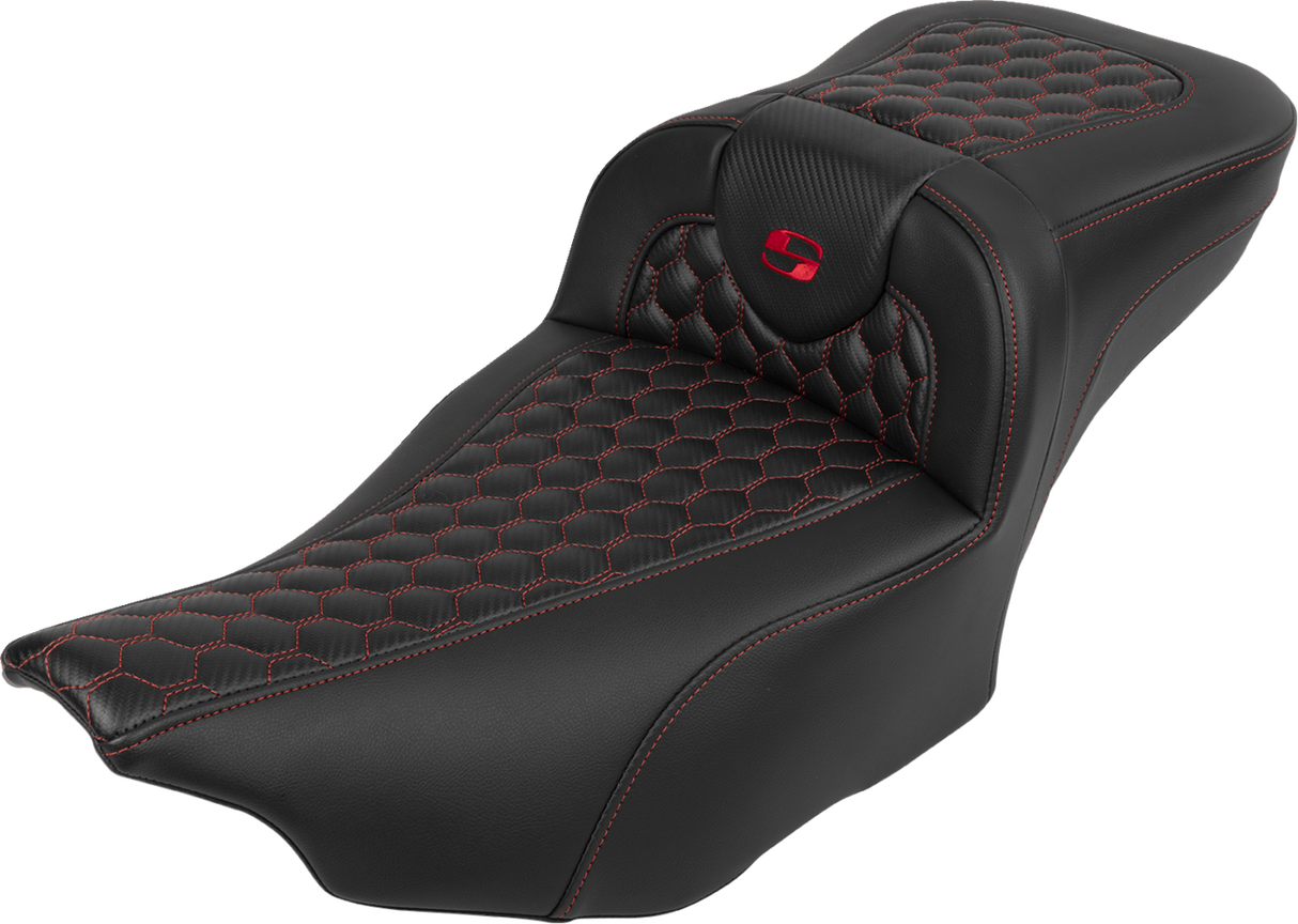 SADDLEMEN Roadsofa* Extended Reach Seat - with Backrest - Honeycomb - Red Stitch - FLTR/FLHX '23-'24 823-07-190B4
