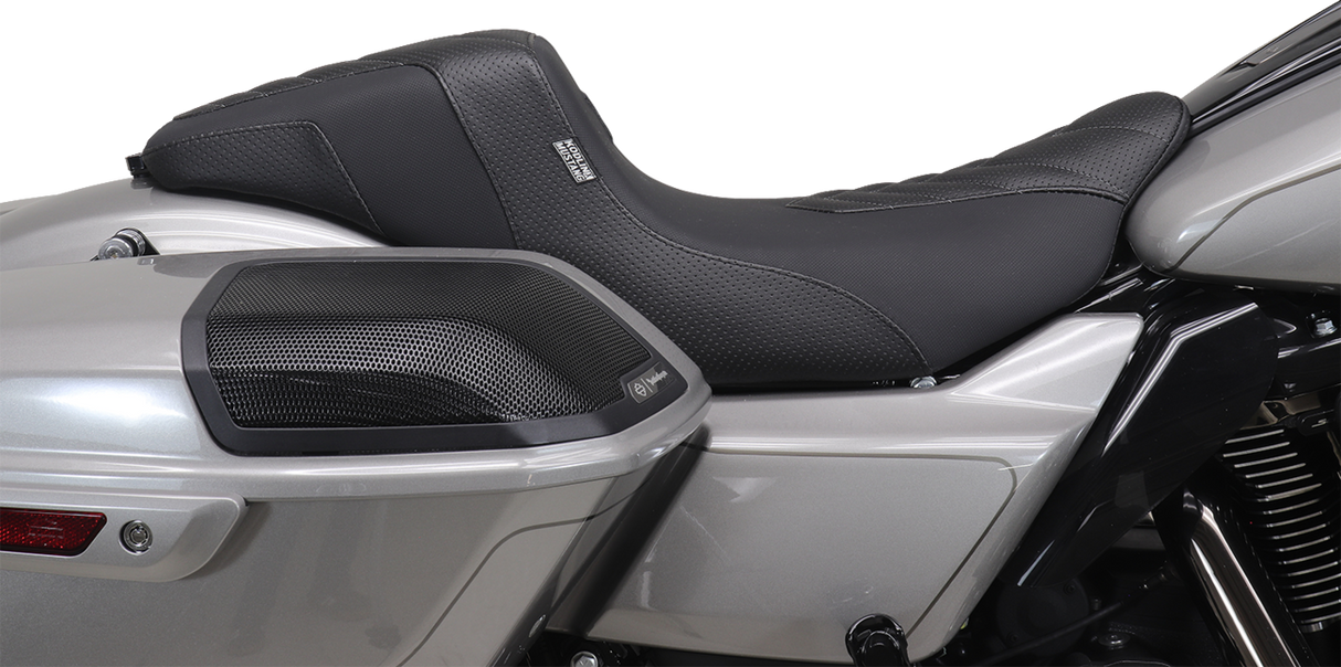 MUSTANG Signature Series Squareback™ Seat - Gripper Vinyl - Chevron - Gunmetal Stitch - FLH/FLT '23-'25 76324GM