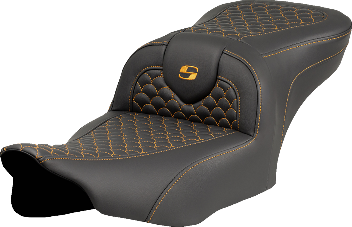 SADDLEMEN Roadsofa* Seat - Dragon Scale Stitch - Gold Stitch - w/o Backrest - FLTR/FLHX '23-'24 823-07-20807