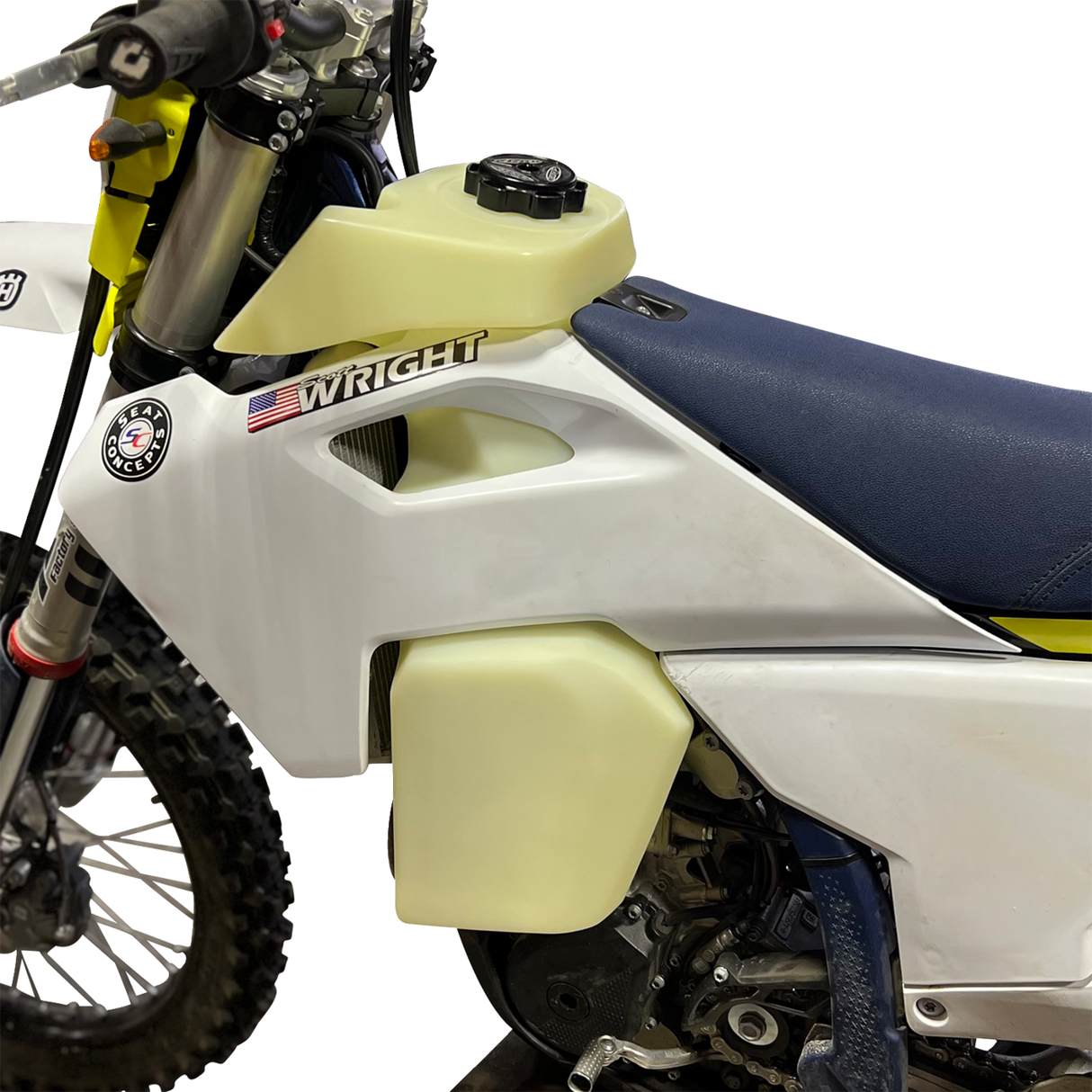 IMS PRODUCTS INC. Large-Capacity Gas Tank - Natural - Husqvarna - 3.2 Gallon 112448-N2