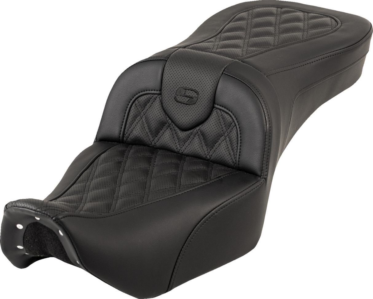 SADDLEMEN RoadSofa™ Seat - without Backrest - Lattice Stitch - RH975 '22-'25 822-11-182