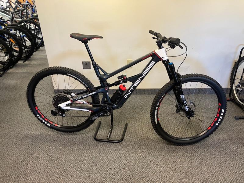 Intense - 2021 Used Primer Expert Grey Small