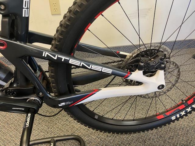 Intense - 2021 Used Primer Expert Grey Small