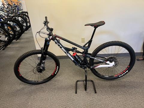 Intense - 2021 Used Primer Expert Grey Small