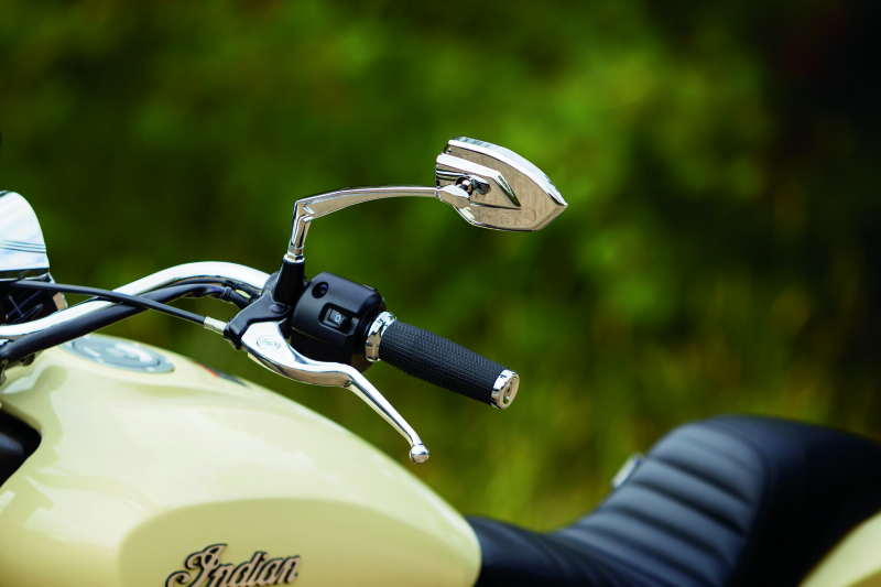 Kuryakyn Thresher Grips Universal 7/8inch Chrome - Cycle City Outdoors