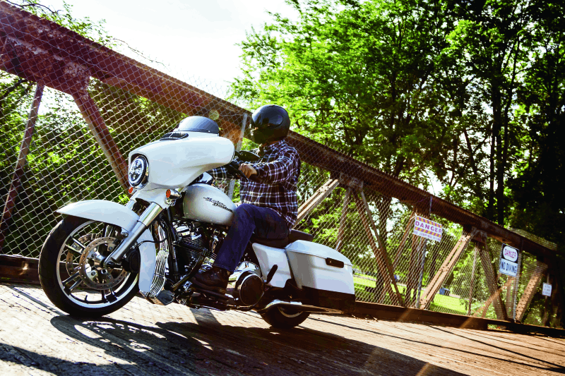 Kuryakyn Mesh Derby Cover Black - Cycle City Outdoors