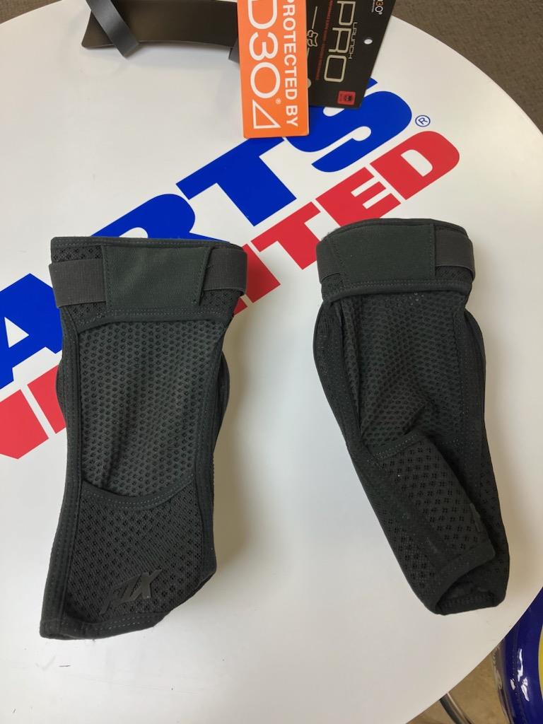 Slightly Used Fox Racing Launch Pro Elbow Guards Black MD