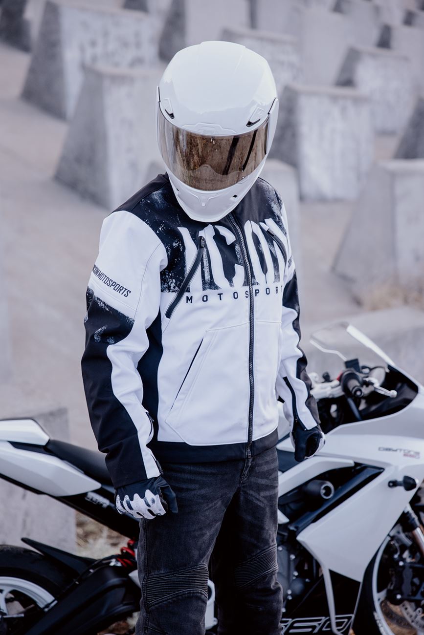 ICON Airframe Pro™ Helmet - Solid