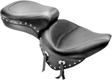MUSTANG Wide Studded Seat - Softail '00-'05 75072