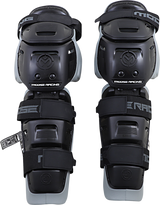 MOOSE RACING Synapse HD Knee Guards - Black 2704-0549 - Cycle City Outdoors