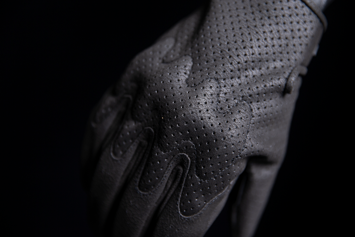ICON Airform* Gloves - Black - Small 3301-4135