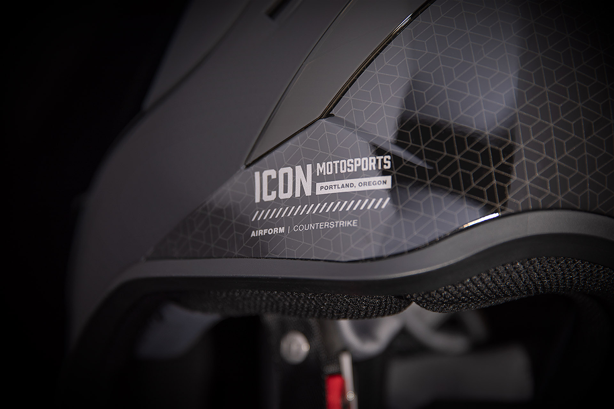 Icon Airform™ Helmet - Counterstrike - MIPS¨ - Black - 2XL 0101-14141