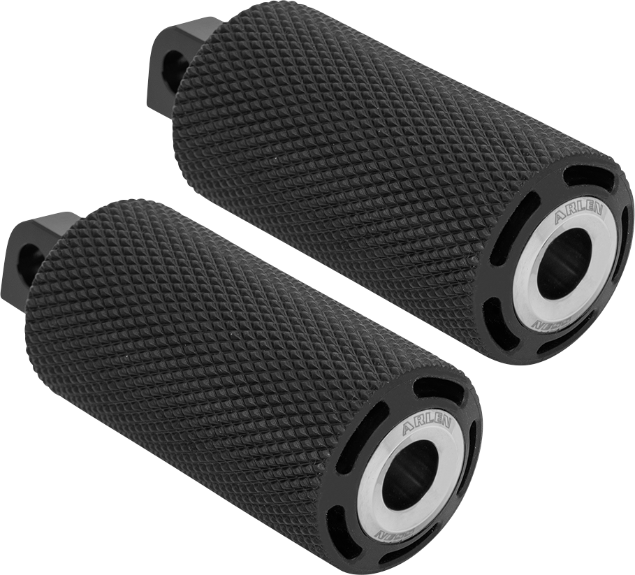 ARLEN NESS Cush Footpegs - Male - Chrome 400-031