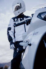 ICON Airframe Pro™ Helmet - Solid