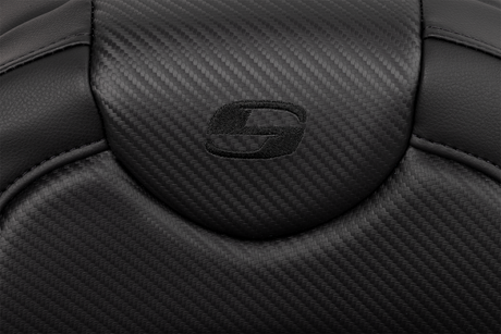 SADDLEMEN Roadsofa* Extended Reach Seat - Carbon Fiber - Black Stitch - without Backrest - FL '08-'23 808-07B-18600