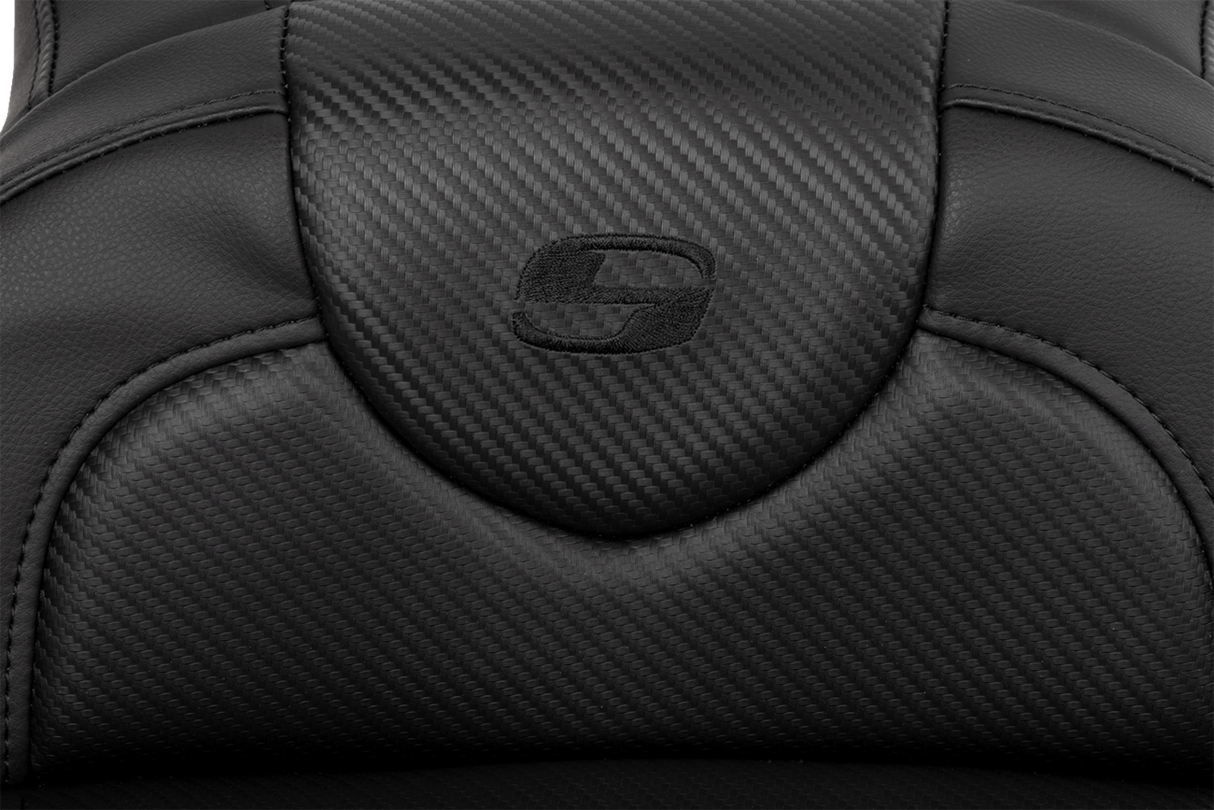 SADDLEMEN Roadsofa* Extended Reach Seat - Carbon Fiber - Black Stitch - Backrest - FL '08-'23 808-07B-186B0