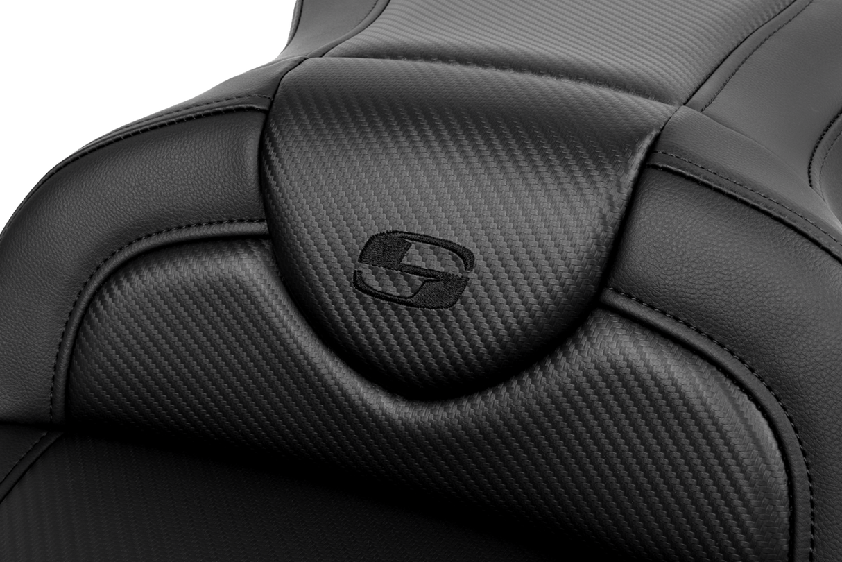 SADDLEMEN Roadsofa* Seat - without Backrest - Carbon Fiber - Black Stitch - 'FL '08-'19 808-07B-18500