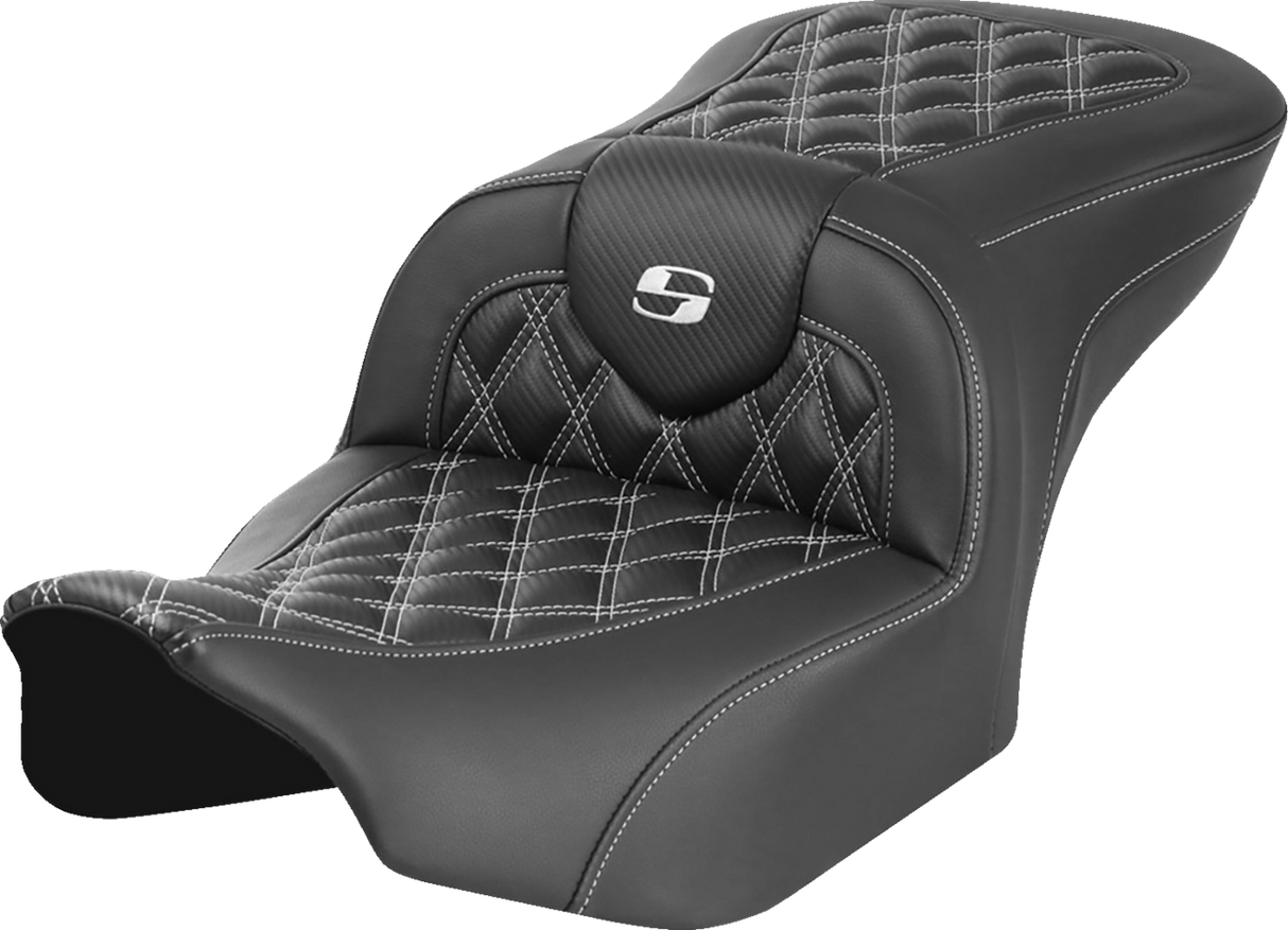SADDLEMEN RoadSofa* Seat - without Backrest - Carbon Fiber - Lattice Stitch - White Stitch - FLTR/FLHX '23-'24 823-07-20606