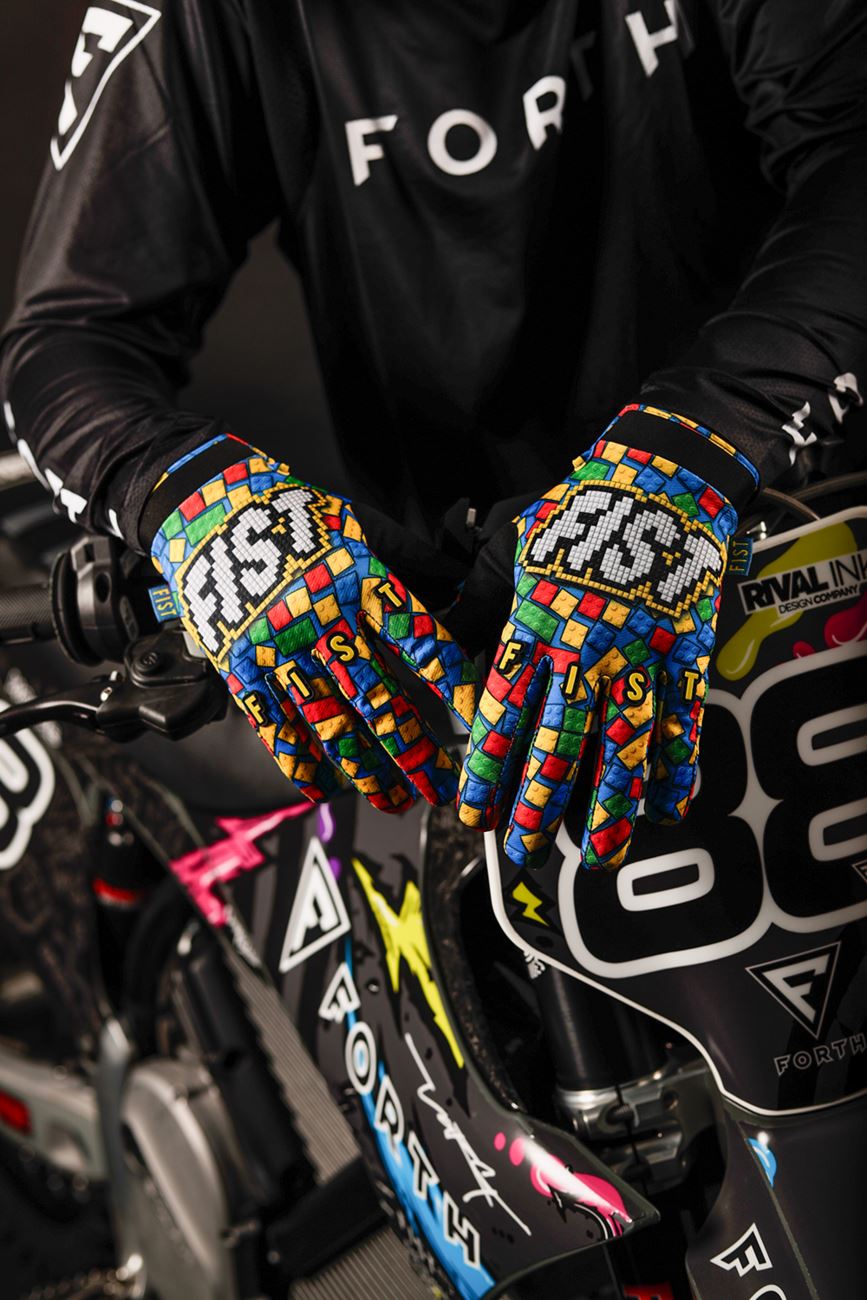 Fist - Strapped