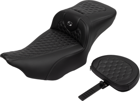 SADDLEMEN Roadsofa* Extended Reach Seat - with Backrest - Honeycomb - Dark Gray Stitch - FLTR/FLHX '23-'24 823-07-190B2