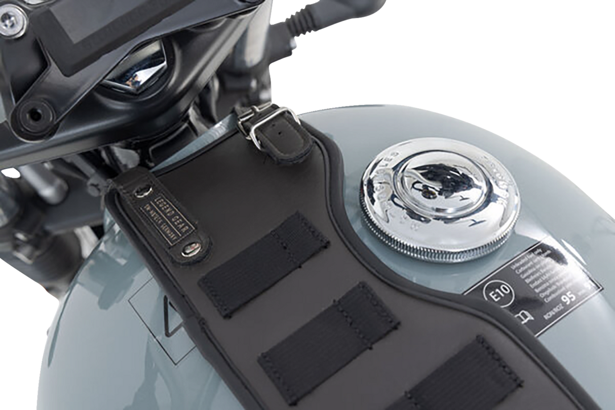 SW-MOTECH Legend Gear Tank Strap System - with LA2 Accessory Bag - Triumph '16-'24 BC.TRS.11.667.50200