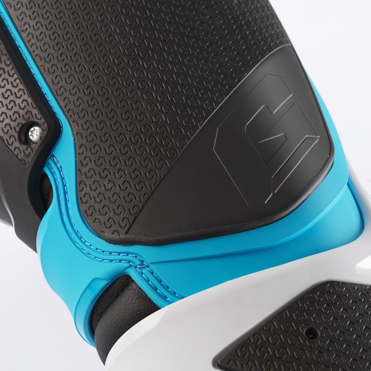 GAERNE SG 22 Boots Le White/Black/Light Blue - Part Number 2262-003-46