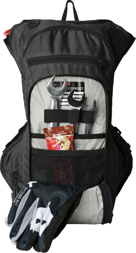 USWE Outlander Hydration Pack - 9L - Black 209077001