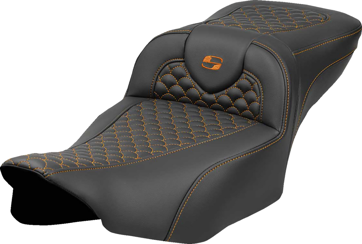 SADDLEMEN Roadsofa* Extended Reach Seat - Dragon Scale Stitch - Orange Stitch - w/o Backrest - FLT/FLH '23-'24 823-07-20903