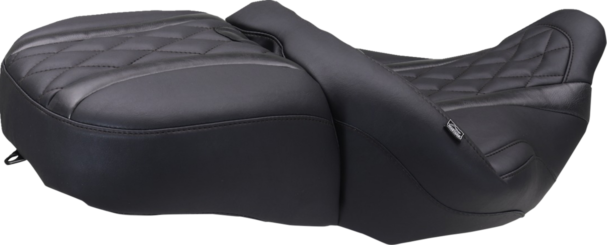 MUSTANG Deluxe One-Piece, 2-Up Seat - Diamond - Black Stitch - FLT/FLH '23-'25 89411