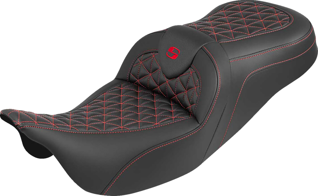SADDLEMEN RoadSofa™ Tri Gripper Seat - Standard Reach - Red Stitch - w/o Backrest - FLH/FLT '08-'25 808-07B-21004