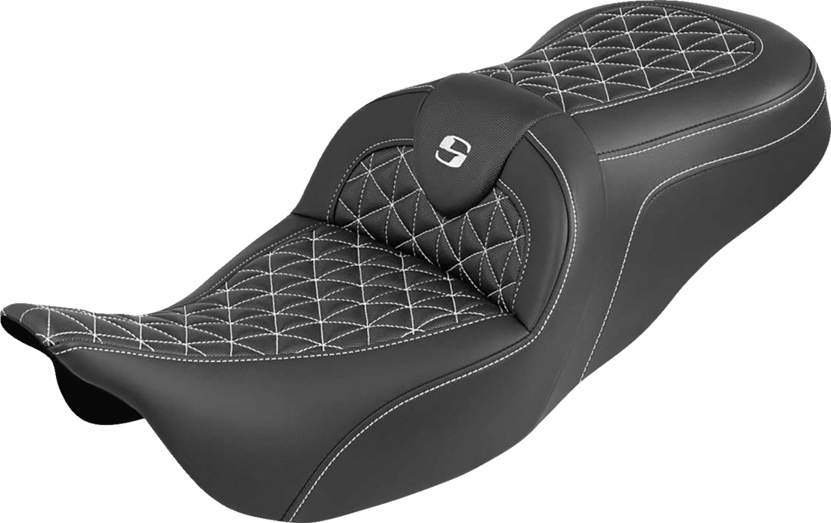 SADDLEMEN RoadSofa™ Tri Gripper Seat - Standard Reach - White Stitch - w/o Backrest - FLH/FLT '08-'25 808-07B-21006