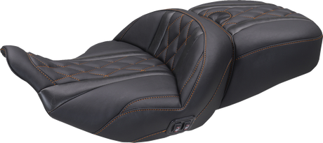 MUSTANG Heated Super Touring One Piece 2-Up Seat - Deluxe Diamond - Mandarin Orange Stitch - FLT/FLH '23-'25 89410MO