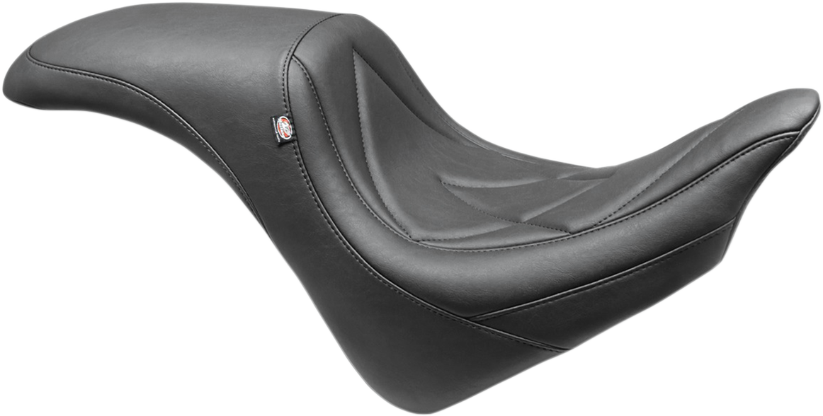 MUSTANG Seat - Tripper Fastback* - 3D-Stacked/Triple Diamond Stitch - Black - VTX1300CX 84100
